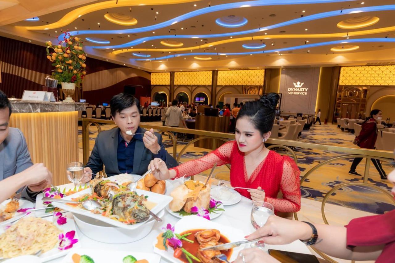 Dynasty Casino Hotel Bavet Buitenkant foto